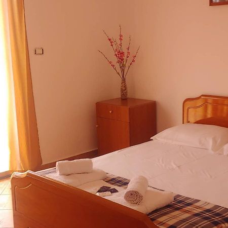 B&B Εξαμίλιο Εξωτερικό φωτογραφία